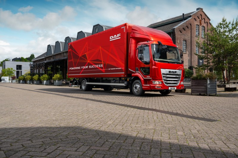 DAF wprowadza wersje modelu XB z fabrycznymi zabudowami 2800px11072025