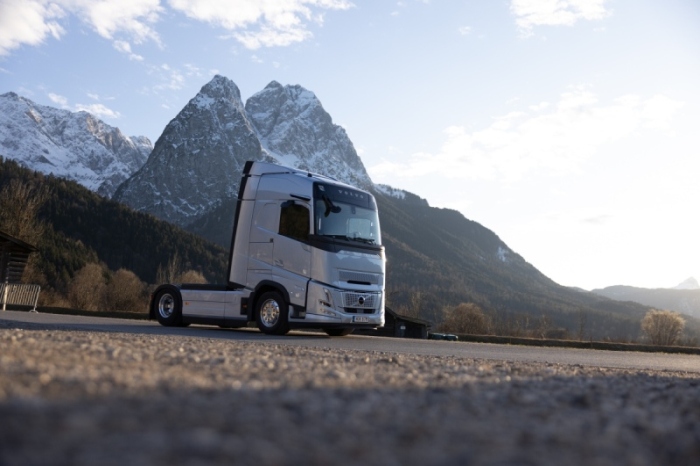  59A8902700px12052025 5Volvo