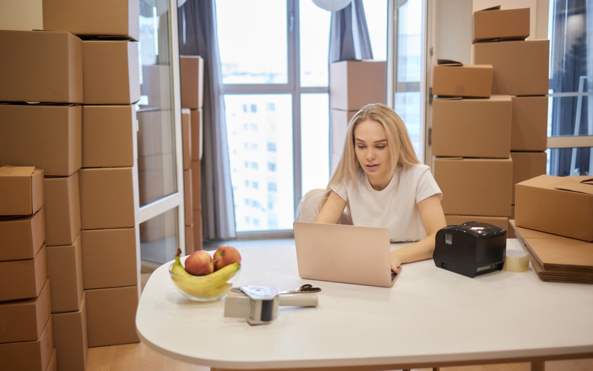 Zwroty Szczyt Paczkowy Ecommerce Zakupy w sieci