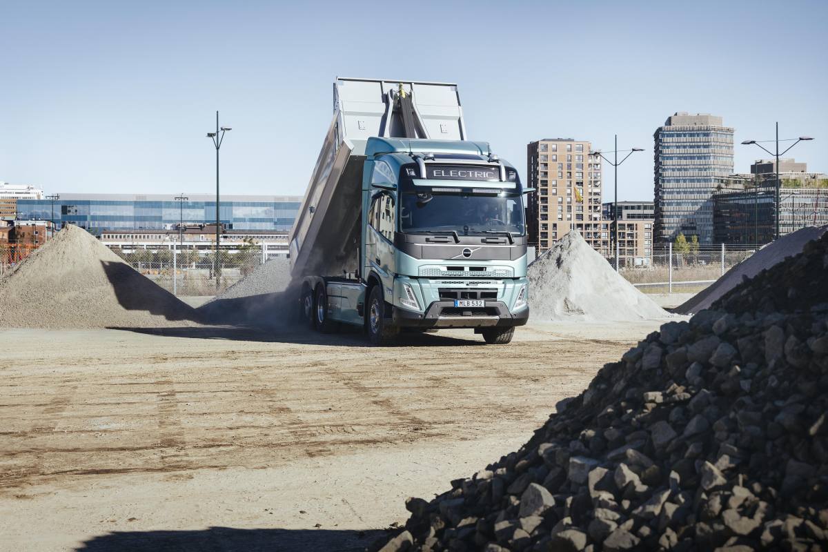 Volvo Trucks FM Electric