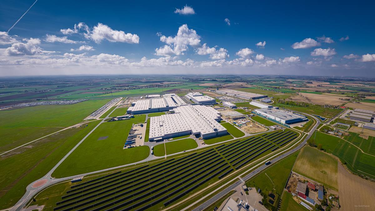Volkswagen Poznań Fotowoltaika Owce