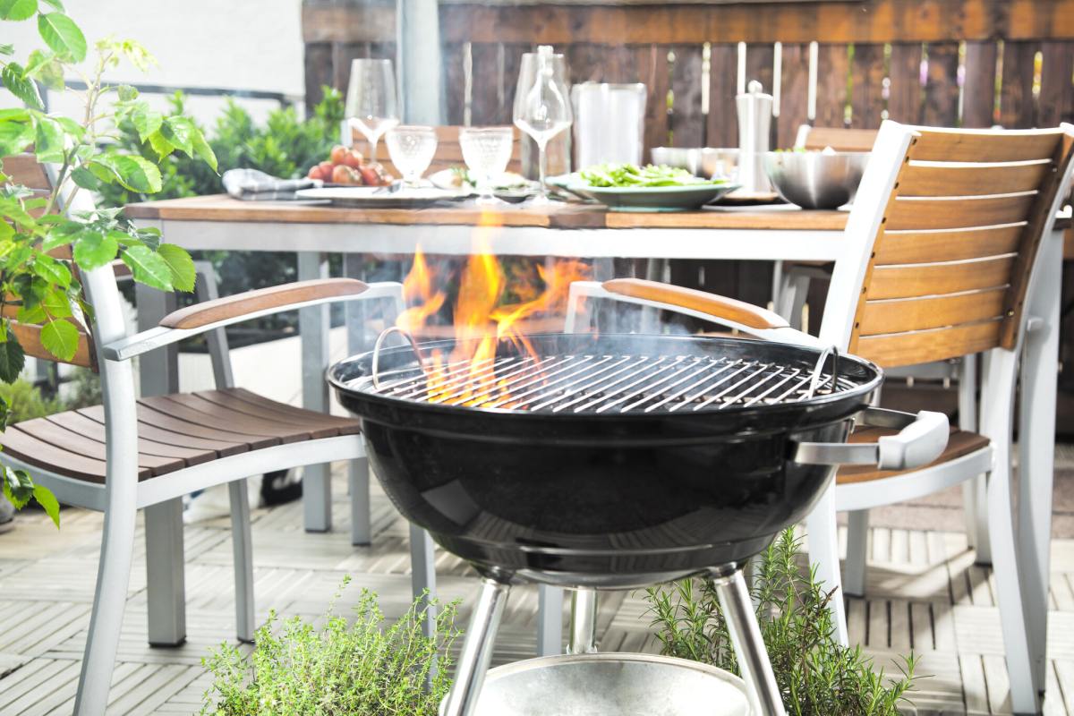 Dachser Transport Grill Wiosna