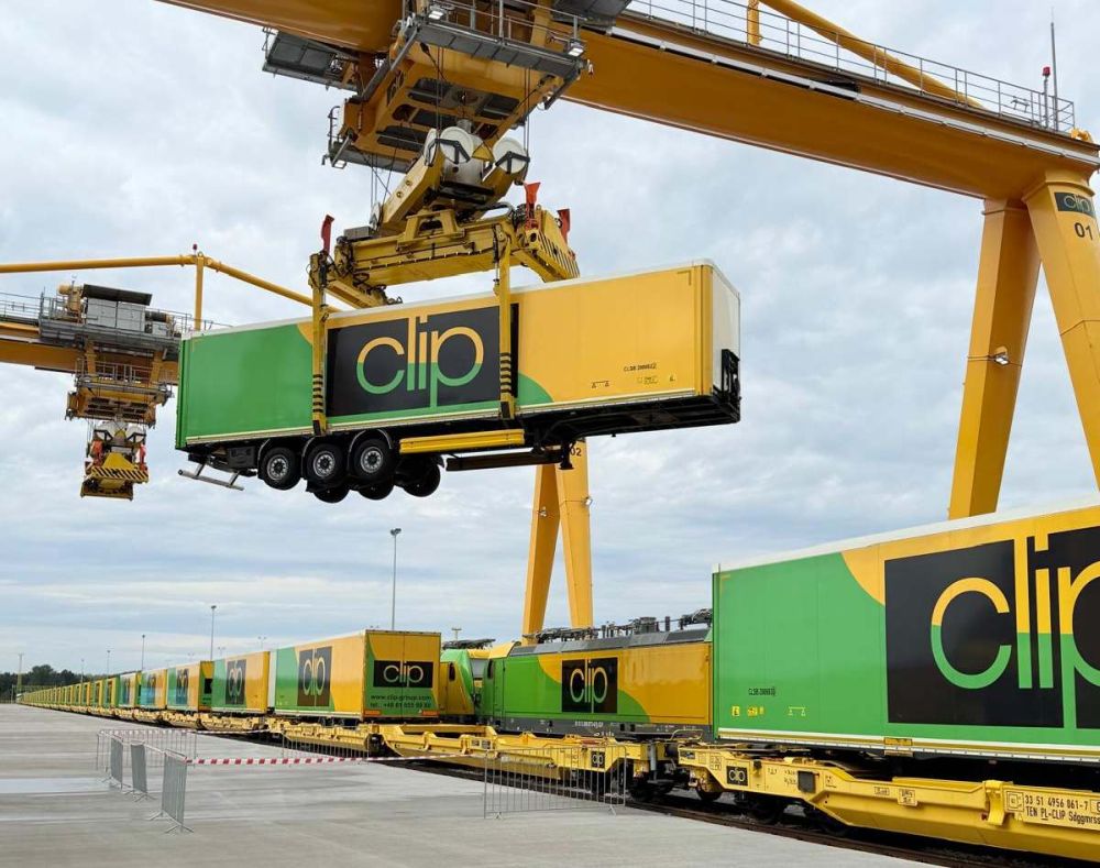Clip Group STS Logistic Flota Ciężarówki Scania