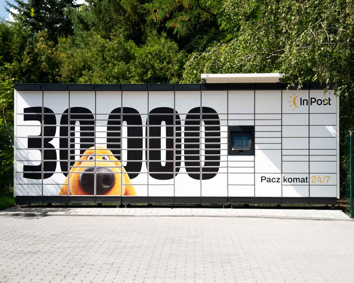 InPost 30000 Paczkomatów