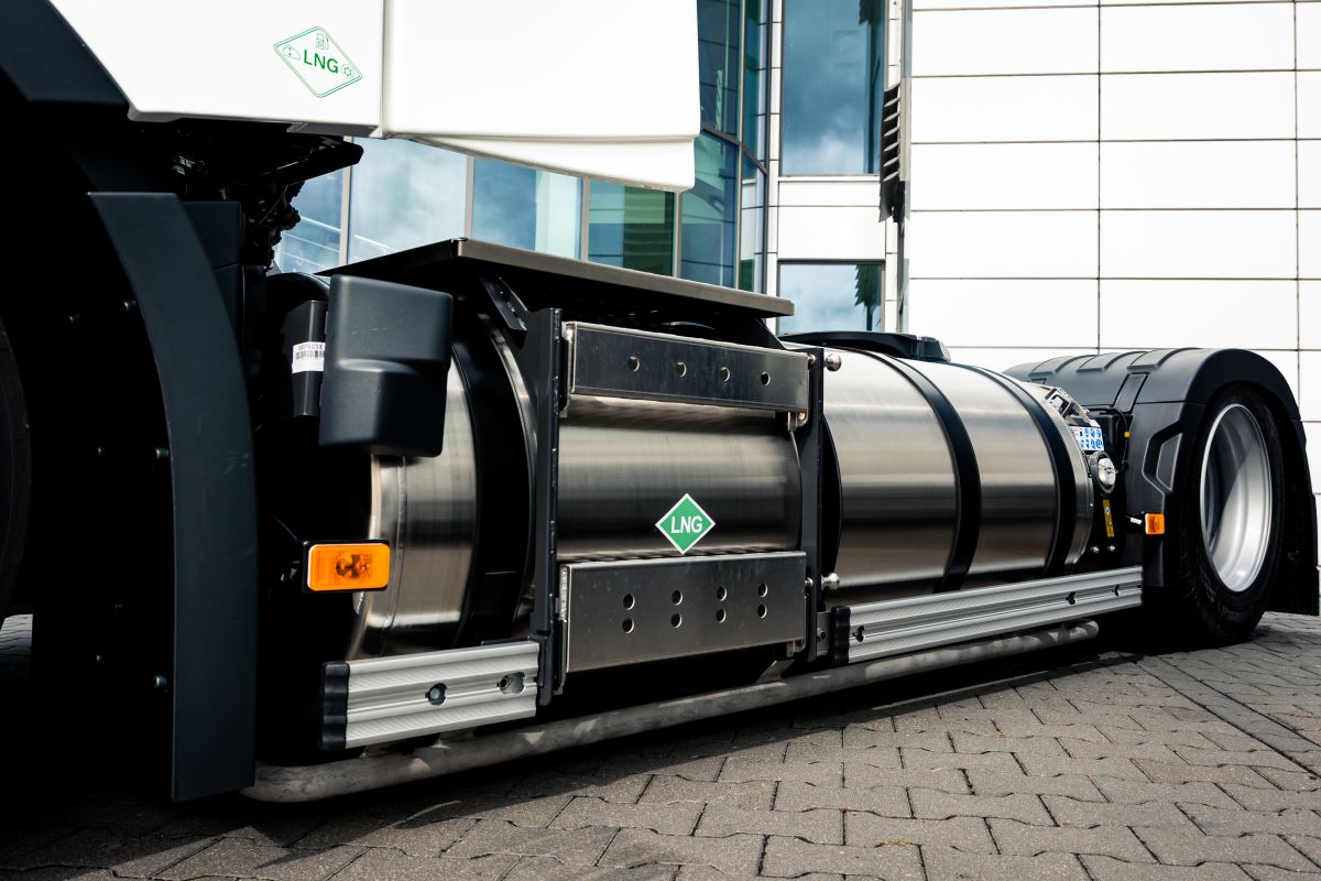 Volvo FH LNG Targor-Truck