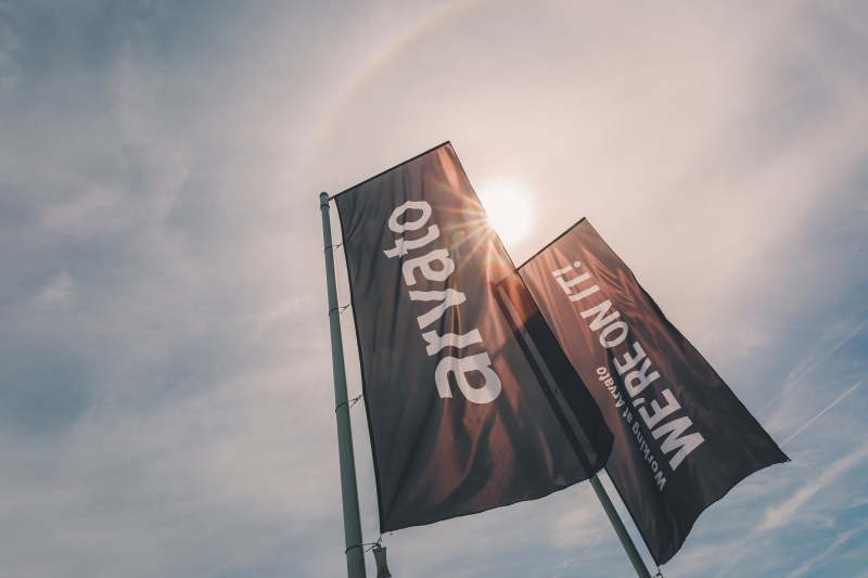 arvato flags at site 800px