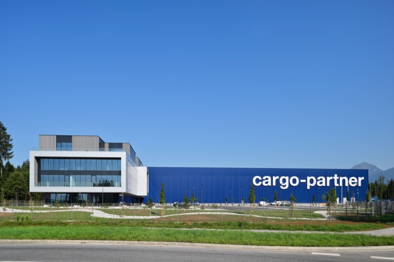cargo partner Sustainable Warehouses Slovenia Copyright Miran Kambic 03