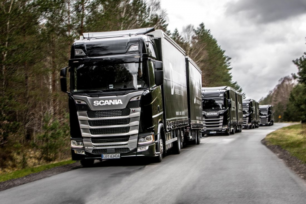 Drutex wybiera pojazdy Scania
