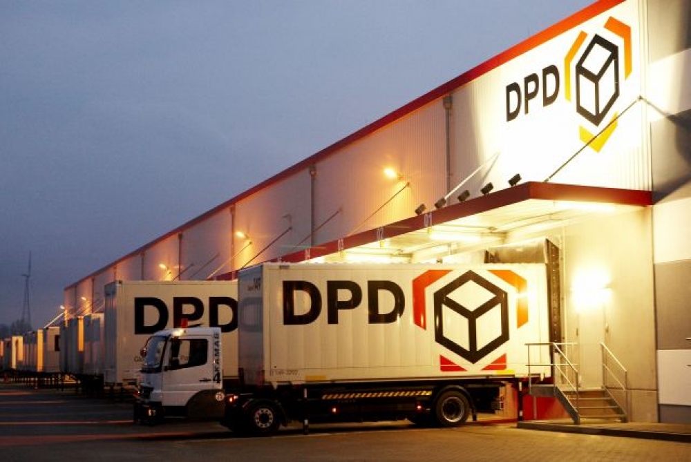 DPD Polska otrzymała dwie statuetki: Superbrands 2015/2016 oraz Business Superbrands 2015/2016.
